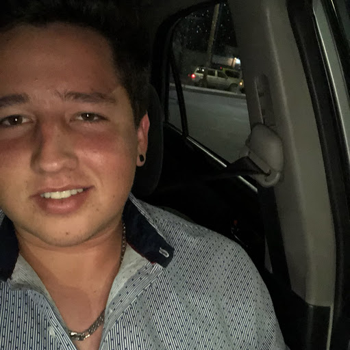 Foto del perfil de Axel Enrique De la Cruz Ortiz